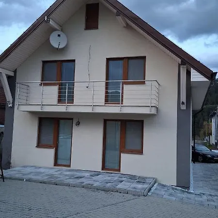 Mivex * Királylehota